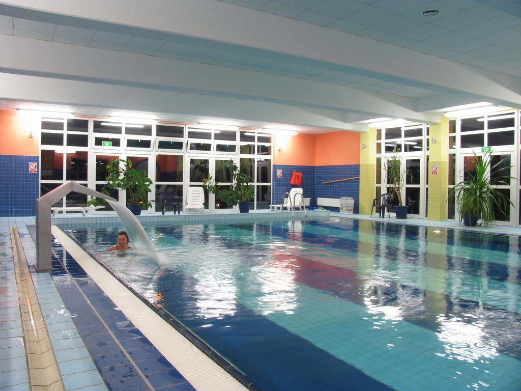 Hotel *** Nat Kołobrzeg Esterno foto