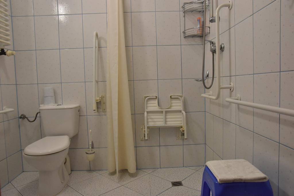 Hotel *** Nat Kołobrzeg Esterno foto